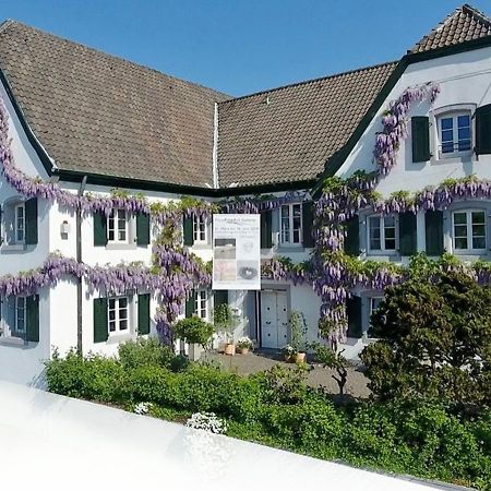 Rhein River Guesthouse - Direkt Am Rhein Leverkusen Eksteriør bilde
