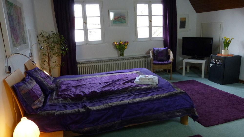 Rhein River Guesthouse - Direkt Am Rhein Leverkusen Eksteriør bilde