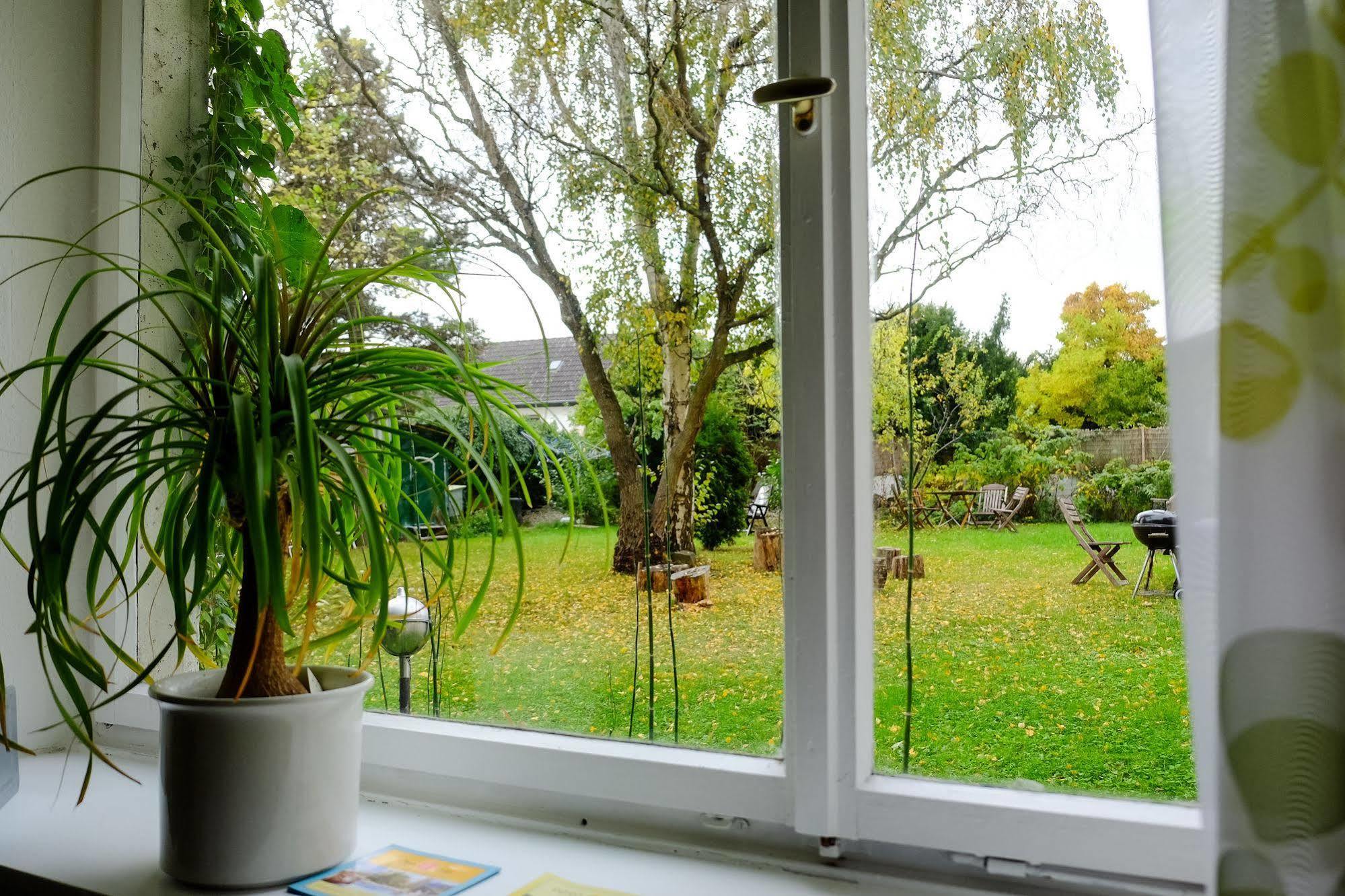 Rhein River Guesthouse - Direkt Am Rhein Leverkusen Eksteriør bilde